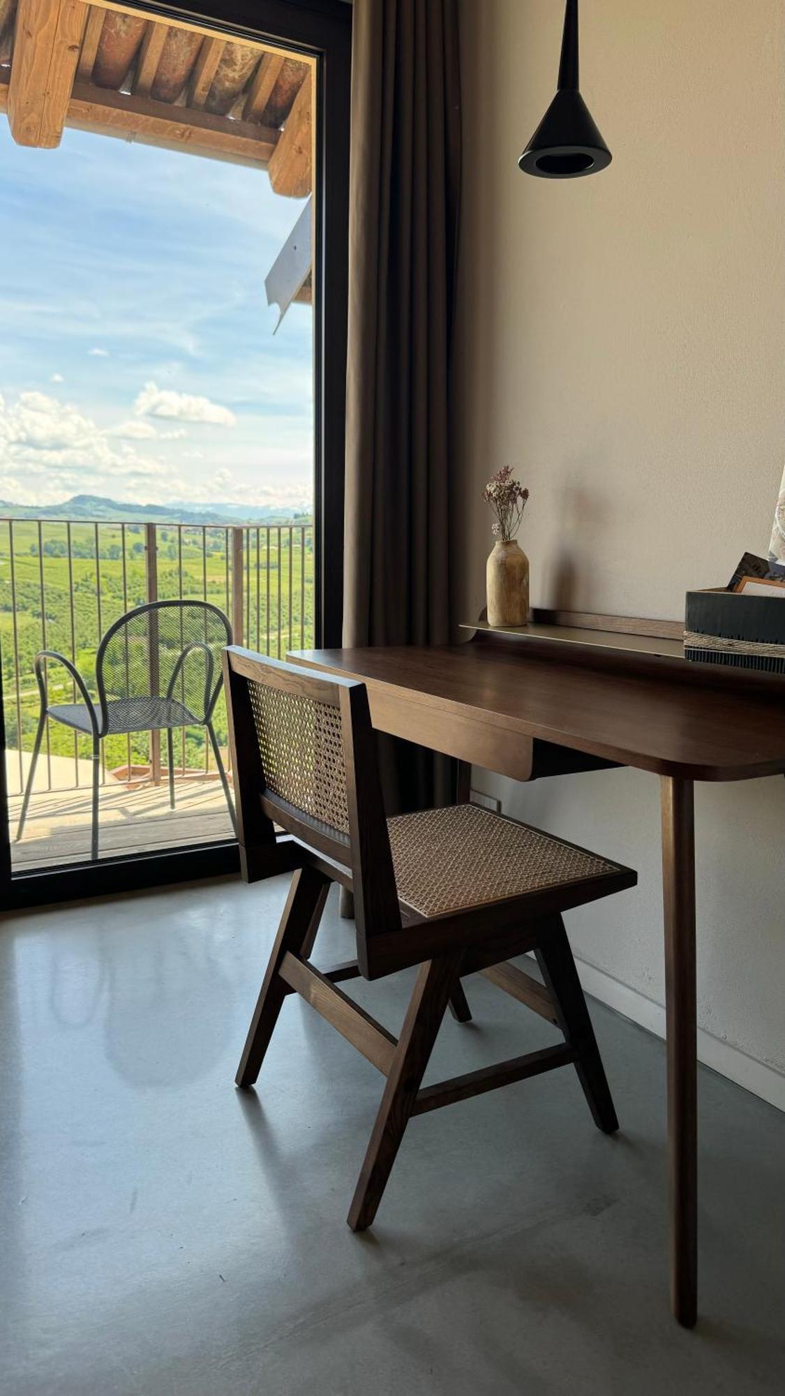 Il Grecale - Camere E Appartamenti La Morra Exterior foto